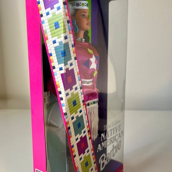 Barbie Native American,Third Edition.Dolls of the World-Mattel#12699, New in Box - Picture 6 of 10